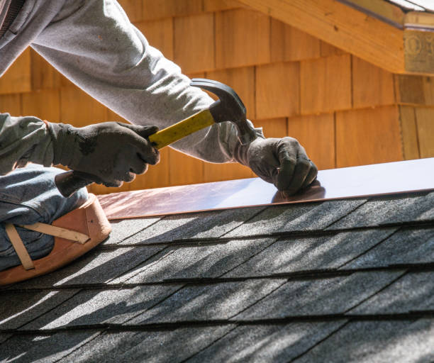Best Flat Roof Repair Services  in Fellsburg, PA